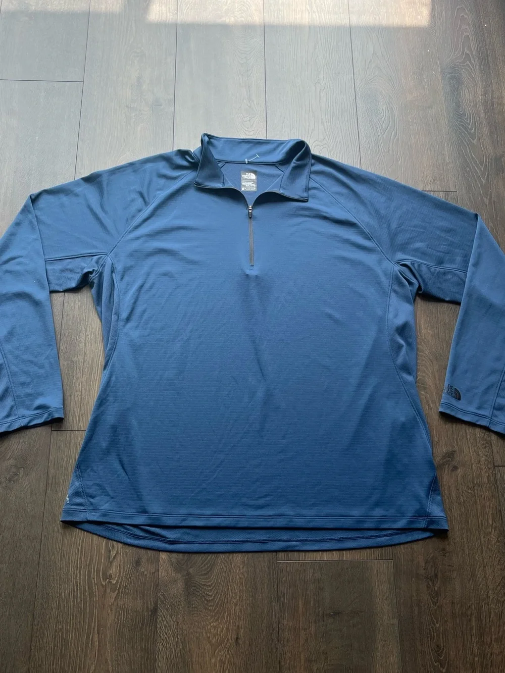 NWOT The North Face Quarter-Zip Long Sleeve Pullover